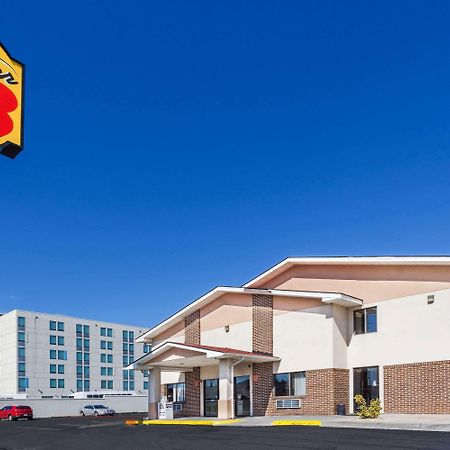 Super 8 By Wyndham Winchester Va Luaran gambar