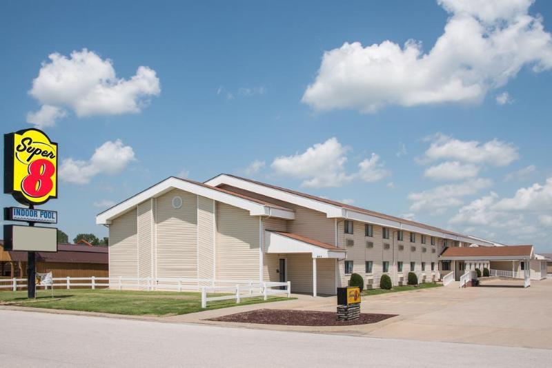 Super 8 By Wyndham Winchester Va Luaran gambar
